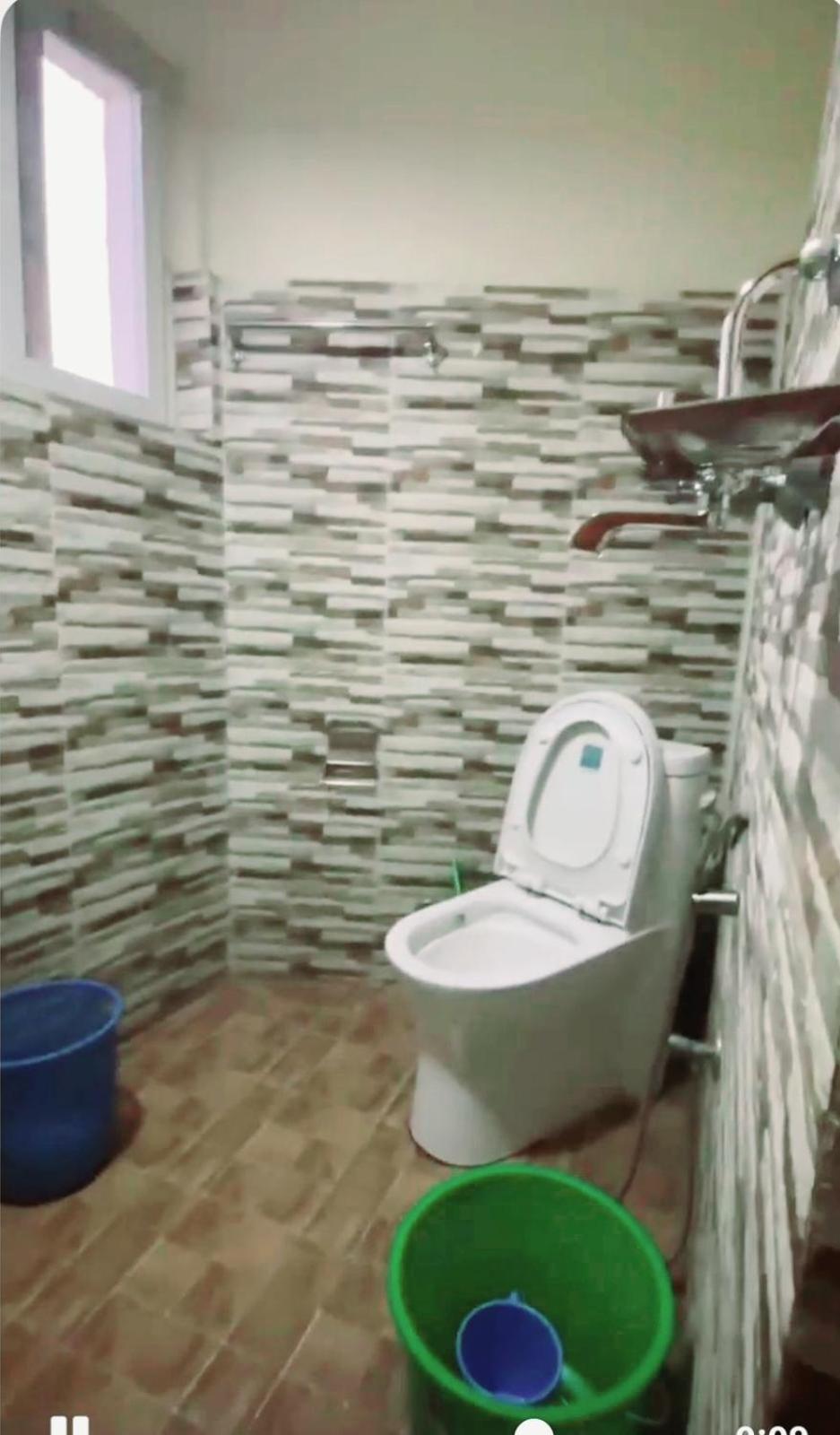 Hotel Admire Pokhara Pvt. Ltd. Екстер'єр фото