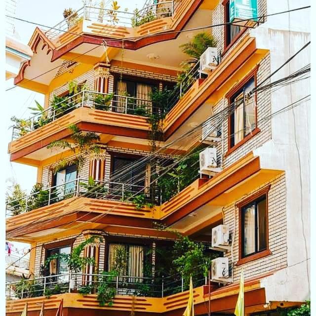 Hotel Admire Pokhara Pvt. Ltd. Екстер'єр фото