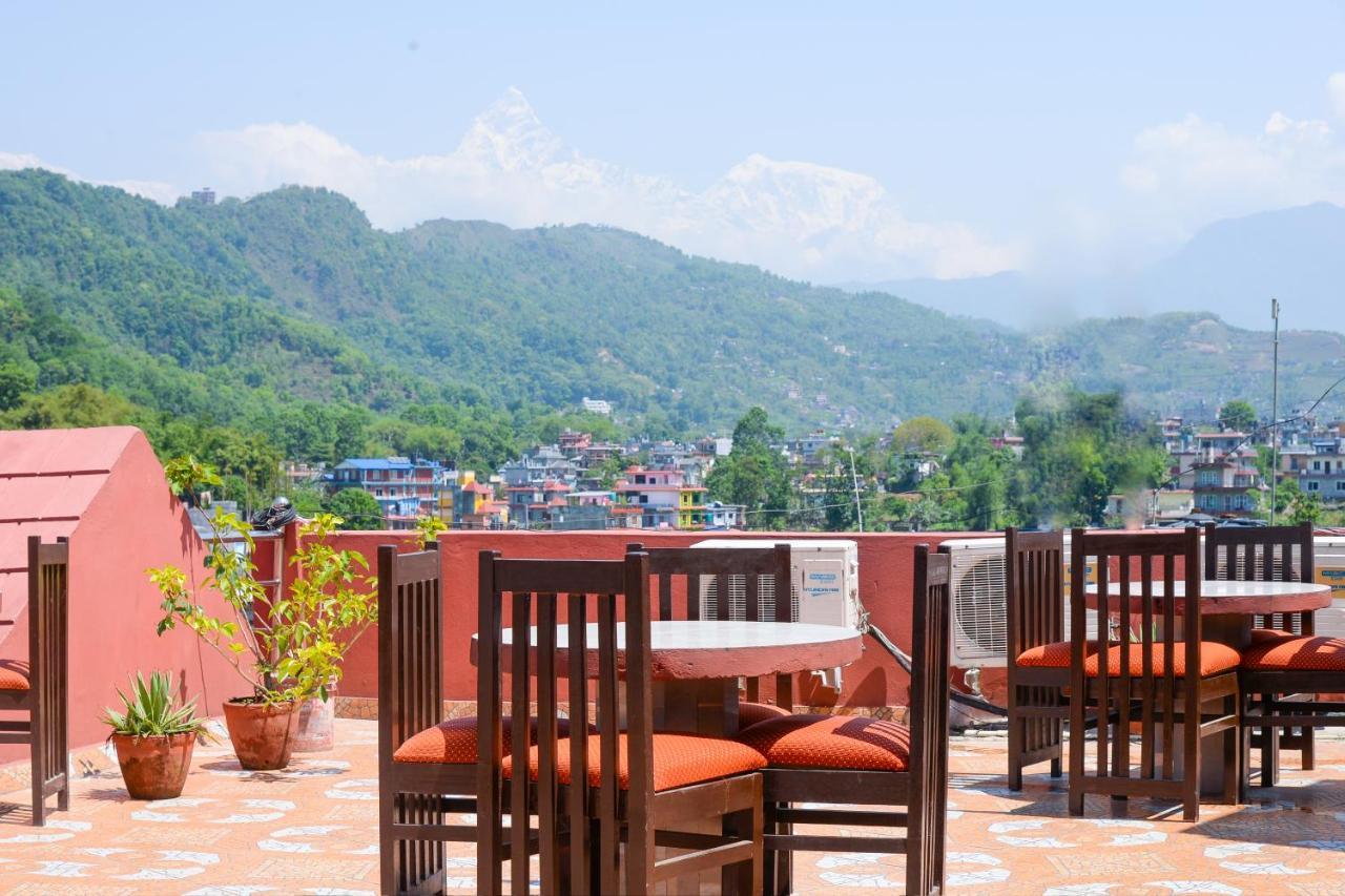 Hotel Admire Pokhara Pvt. Ltd. Екстер'єр фото